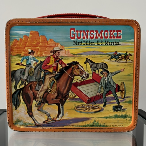 HOST PICK 🎉🎉🎉🎉🎉🎉🎉🎉🎉Gunsmoke Lunchbox - Picture 3 of 12
